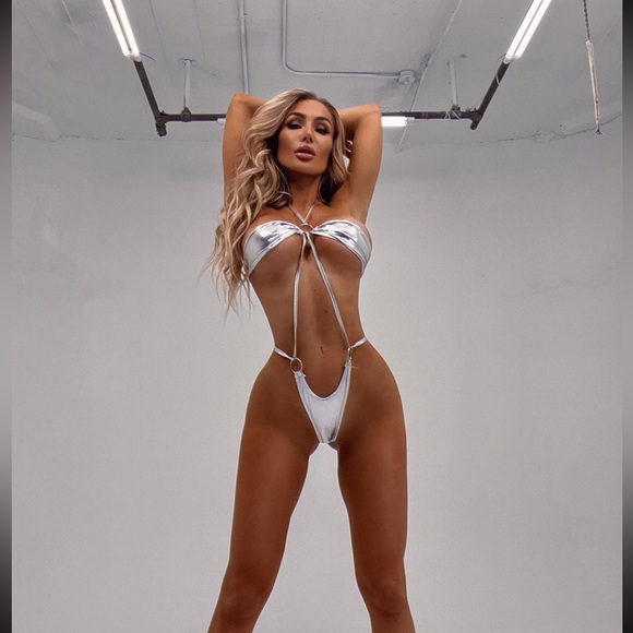 Metallic pink Barbiecore cut out monotonous stripper bodysuit rave fit - Picture 6 of 6